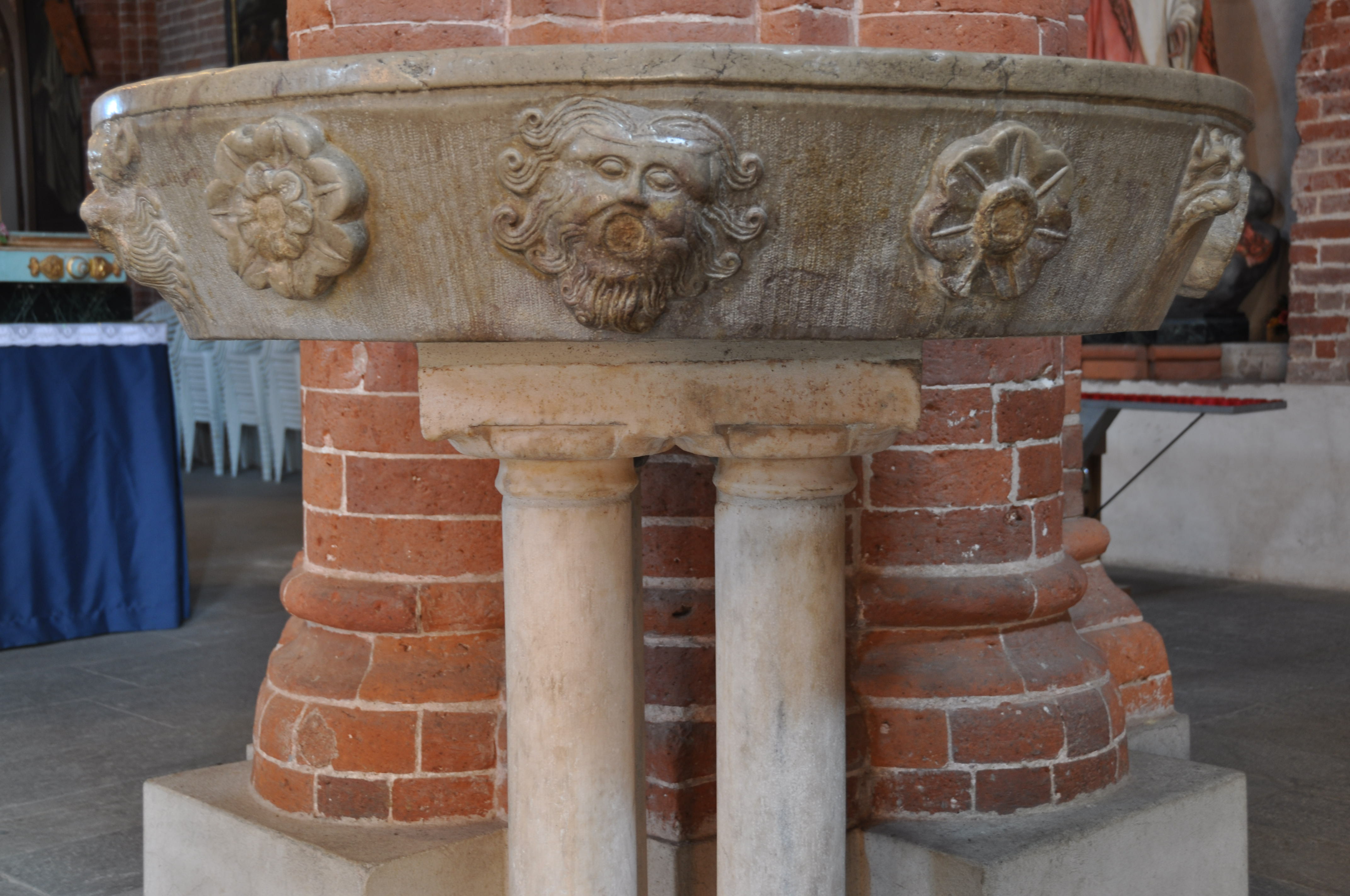 Acquasantiera